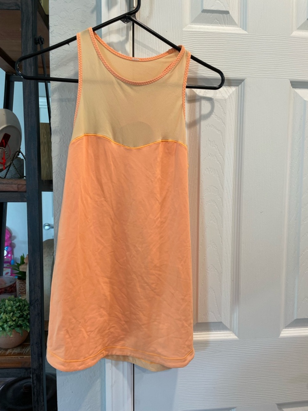 Lululemon Athletica Right Round racerback yoga gym Tank in Creamsicle Pop Color